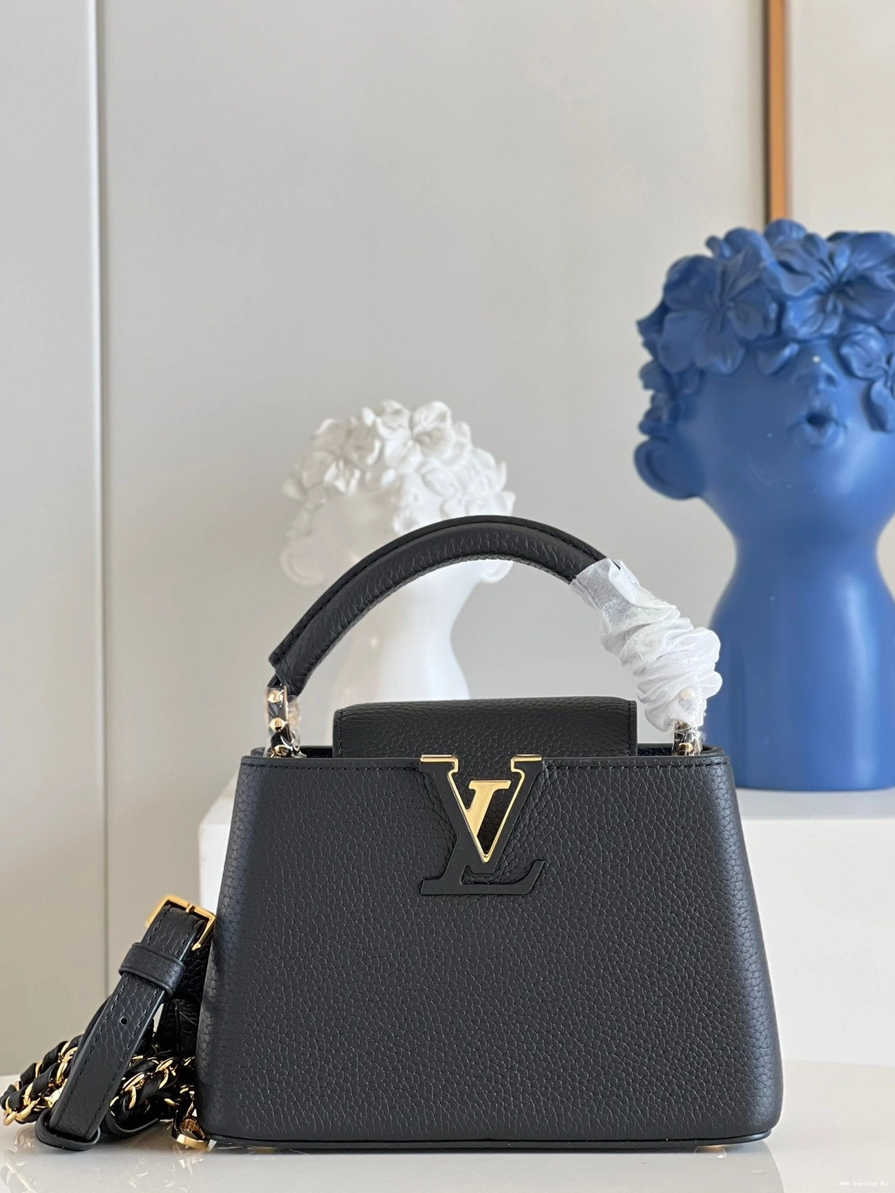 AAA Replica Ru MINI VUITTON LOUIS CAPUCINES 0813